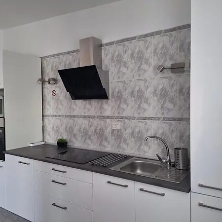 Cozy Spacious With Pool And Wi-fi Chayofita, 6b *